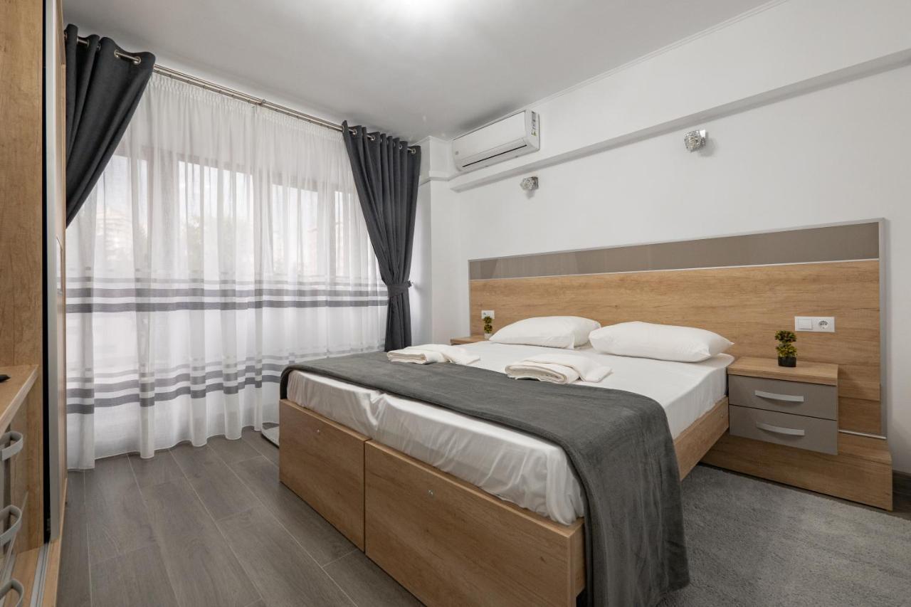Luxury Ultracentral Питещ Екстериор снимка